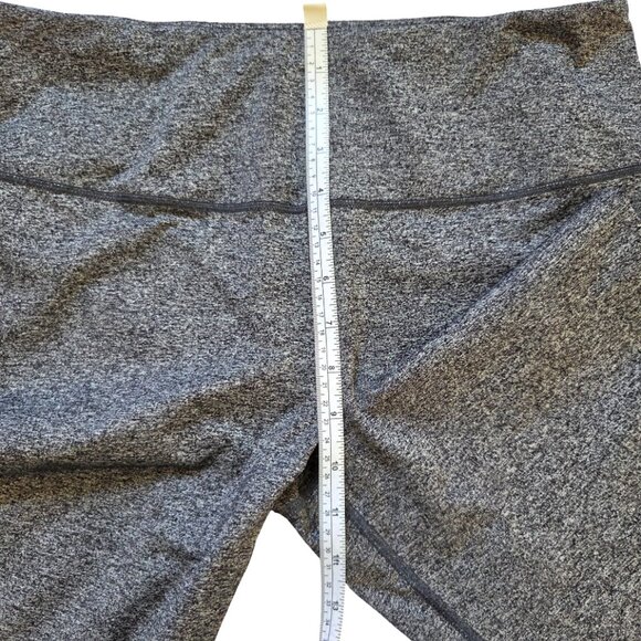 Victoria's Secret VS Sport Cropped Leggings Womens L Gray Athleisure Workout - Picture 9 of 10